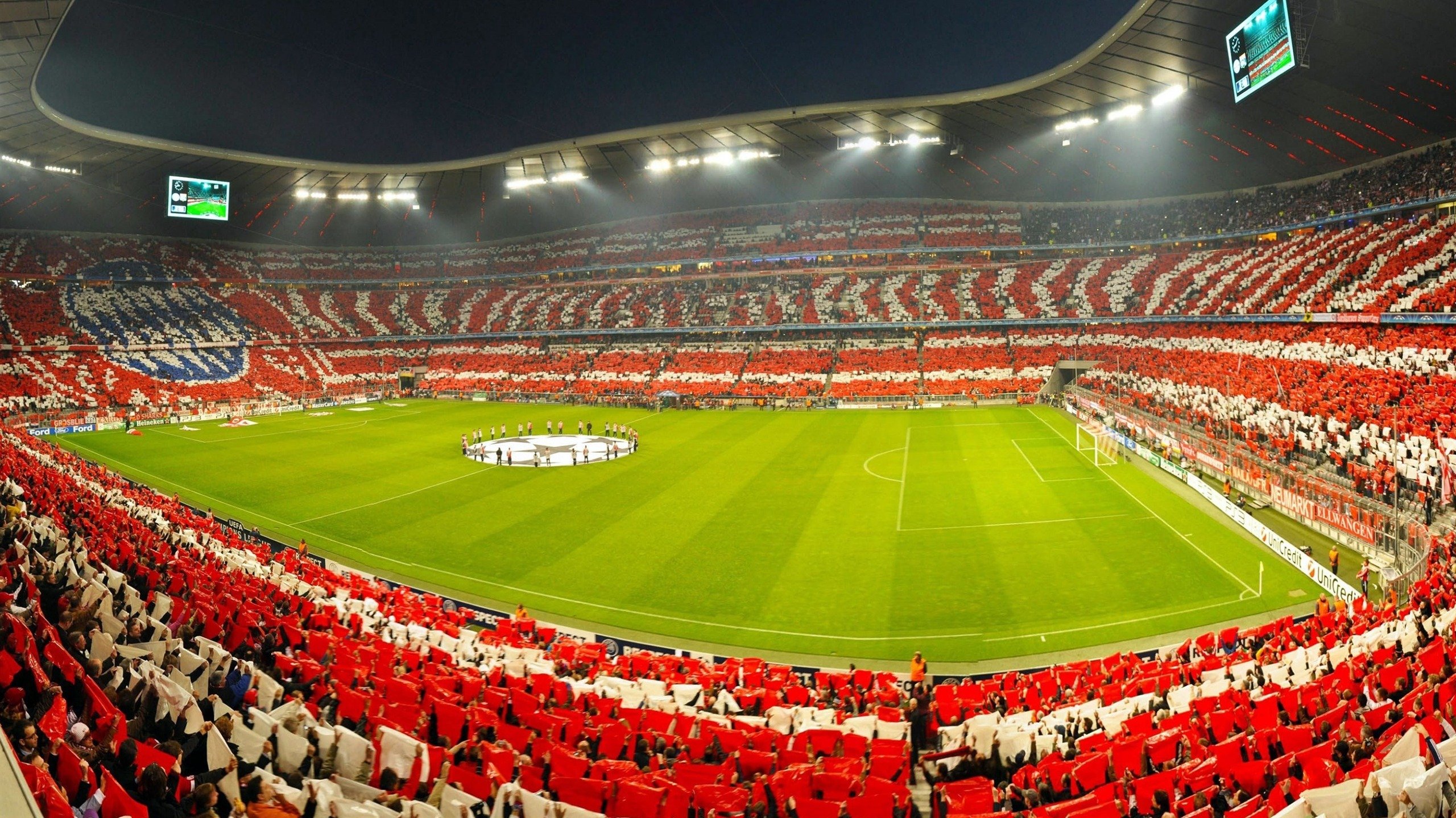 利物浦队长安菲尔德飚进绝杀球，球迷狂欢，利物浦安菲尔德足球场